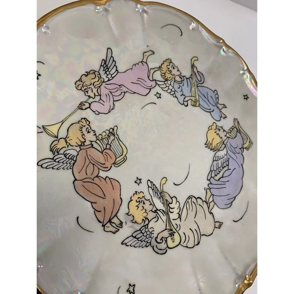 Iridescent White Plate Angels Musical Instruments Gold Trim Artist Signed - Picture 3 of 11